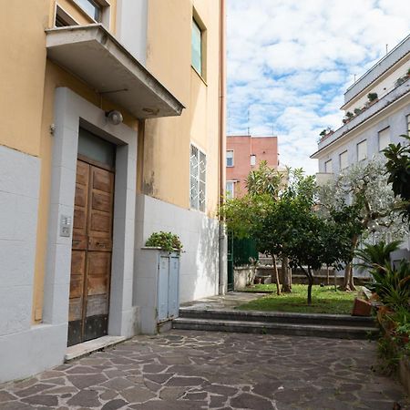 Guest House Sempione Da Giulio ローマ エクステリア 写真